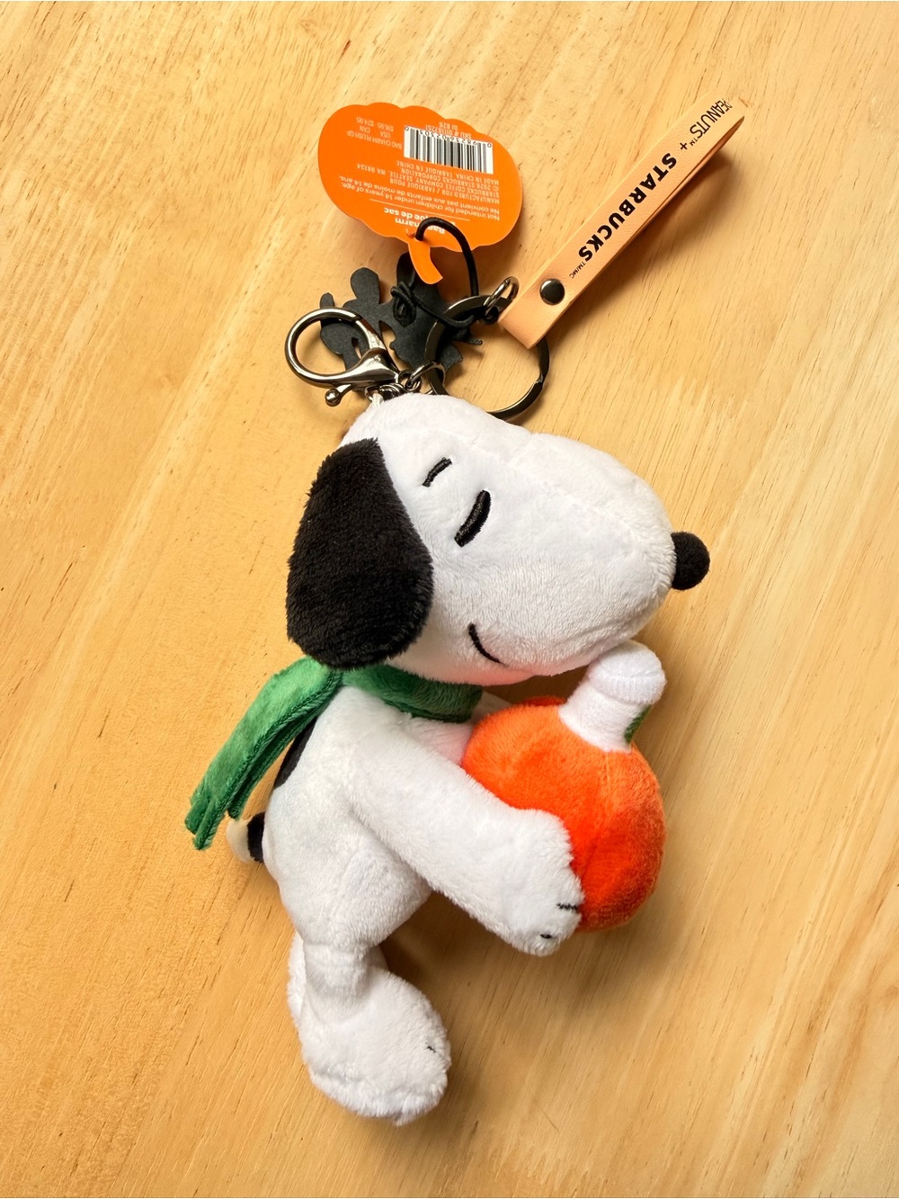 Starbucks x Peanuts Snoopy Plush Bag Charm Great Pumpkin - Picture 5 of 7